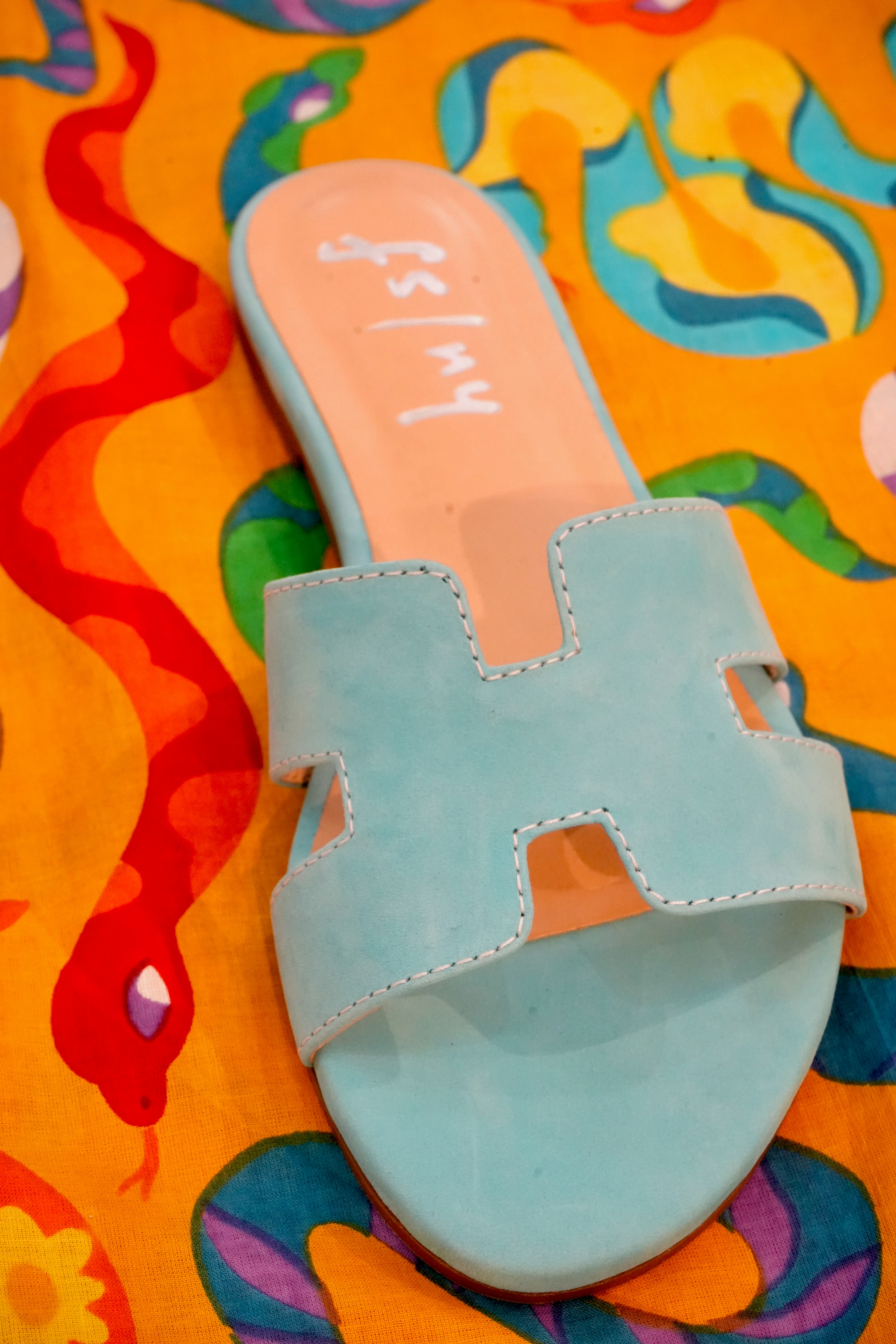 Riviera Camel Aqua Leather