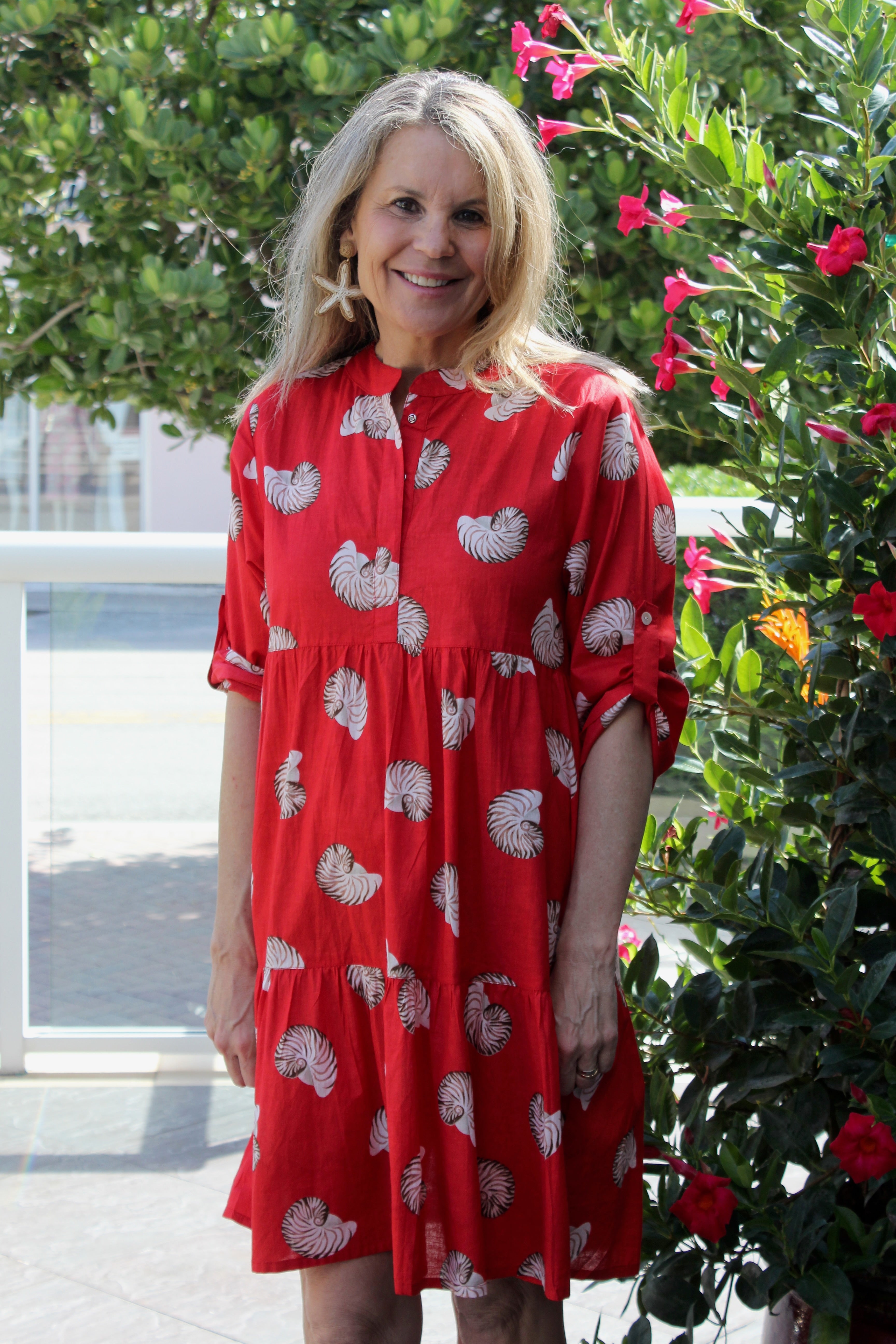 Clare Tiered Dress Short | Sea Shells | Red