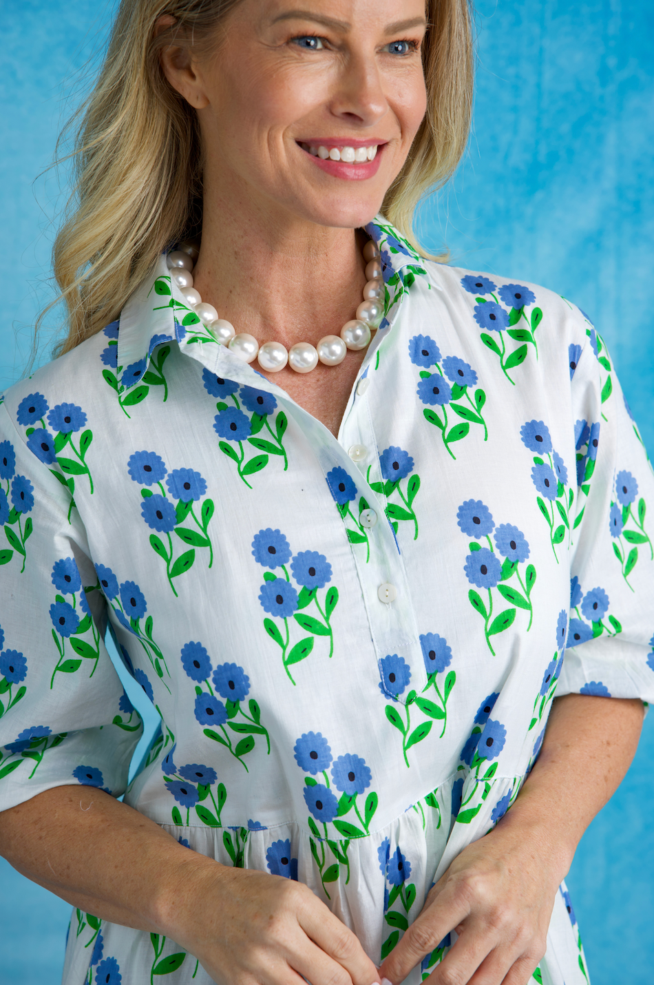 Frannie Short Dress | Bunch Of Daisies | Periwinkle image 3