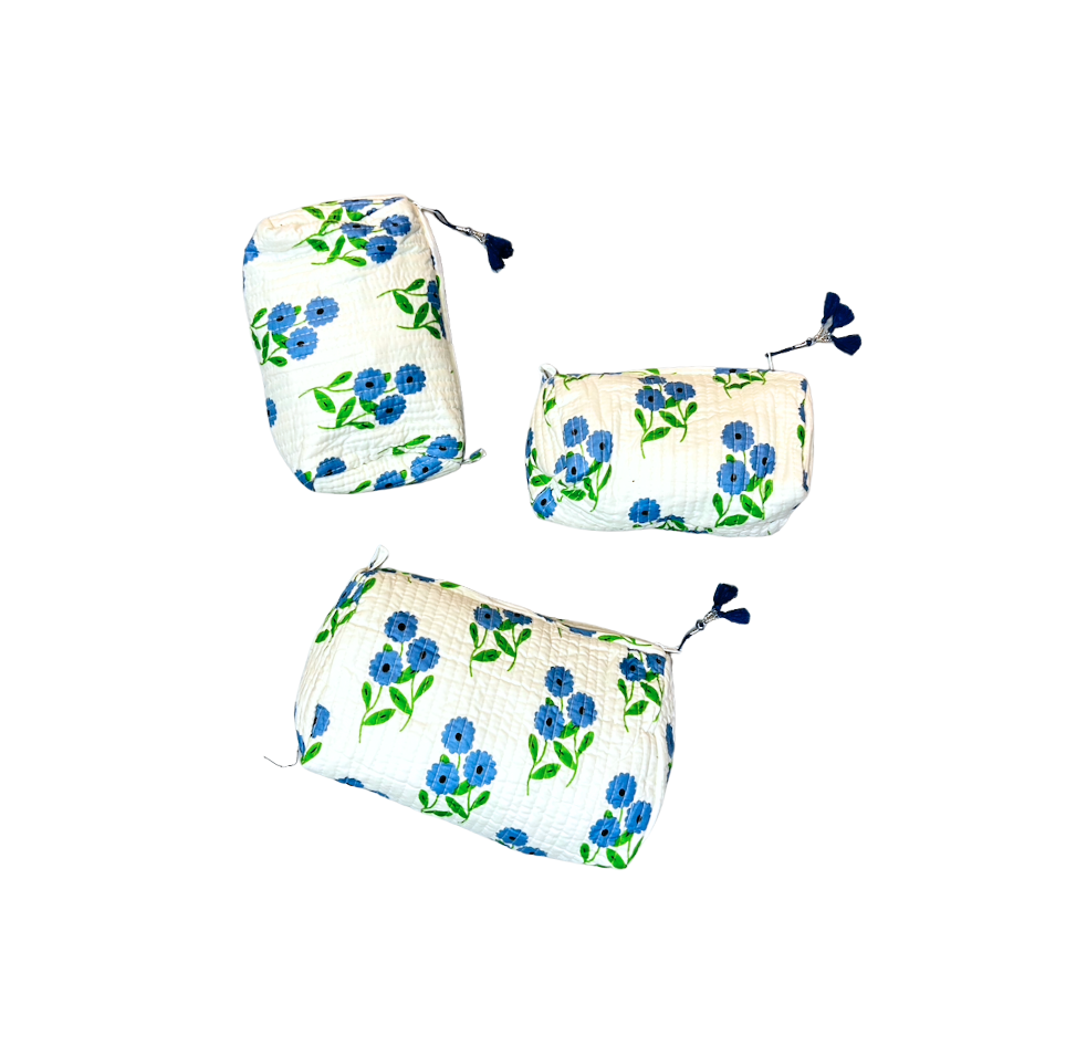 Quilted Cosmetic Bags | Bunch Of Dasies | Periwinkle image 0