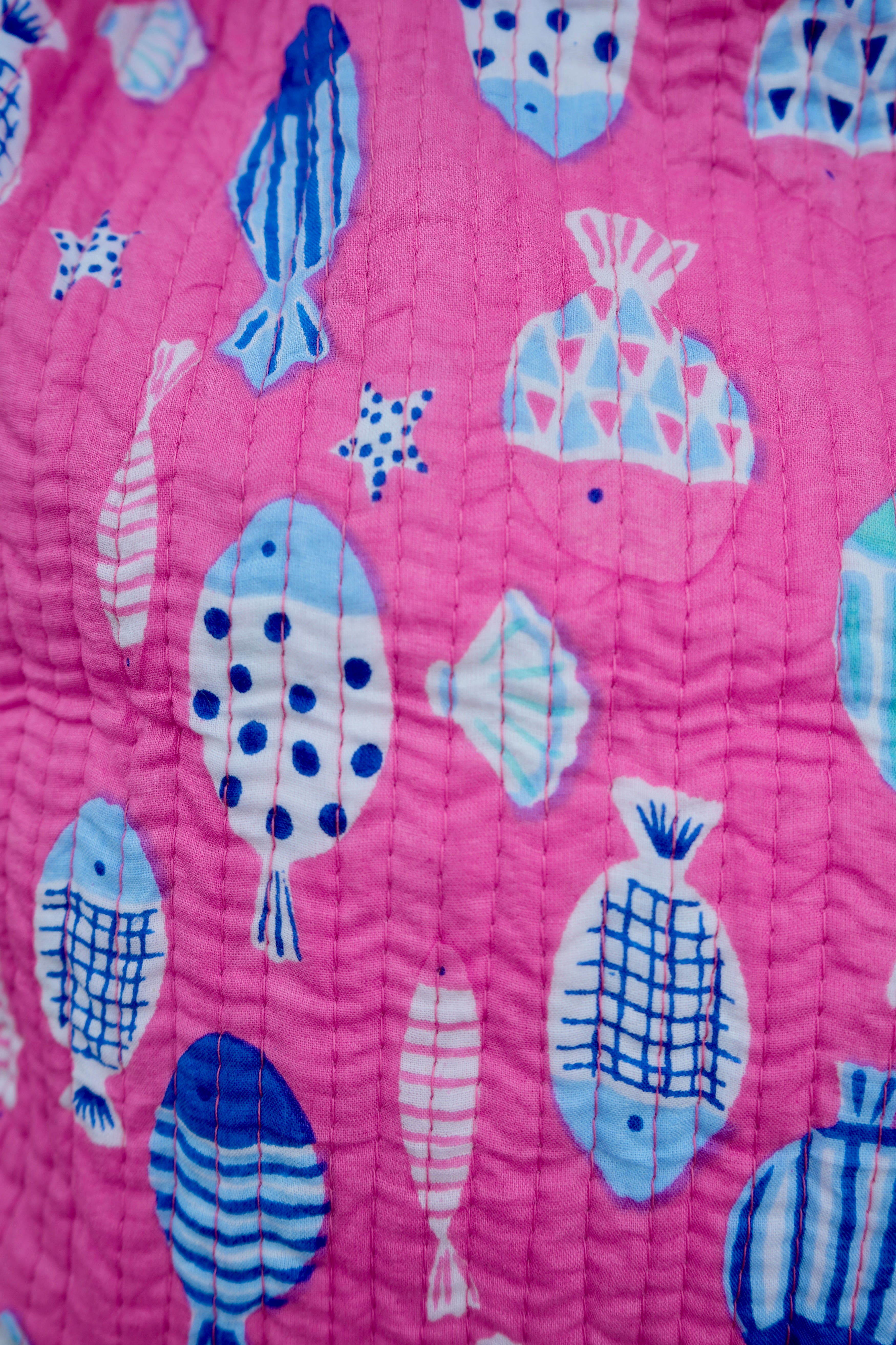 Hobo Bag | Go Fish | Pink